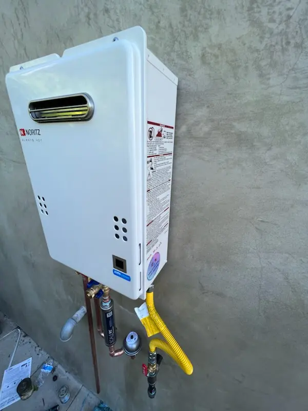 Tankless water heater installation for Maderite Heights homes